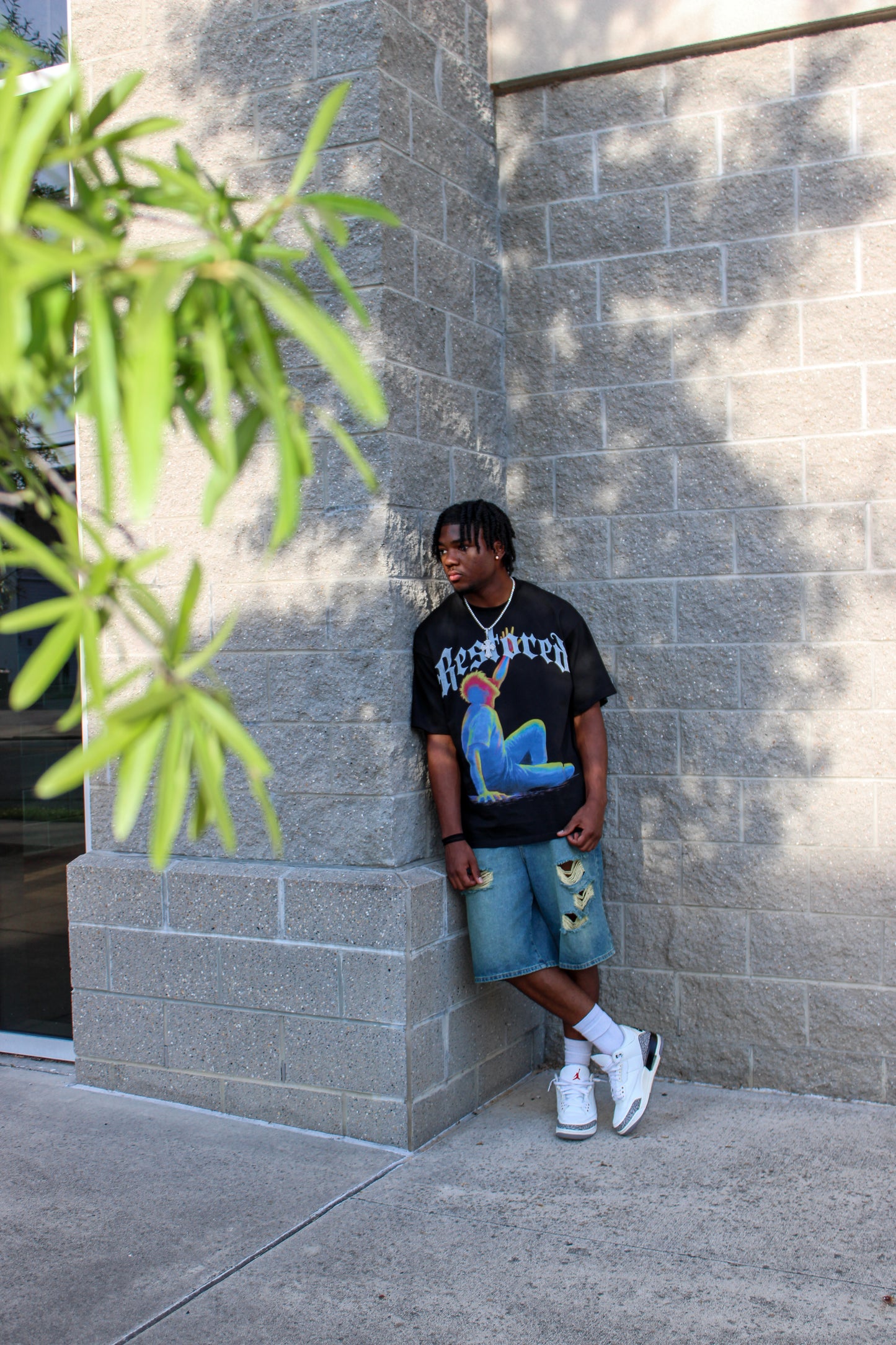REACH FOR JESUS TEE